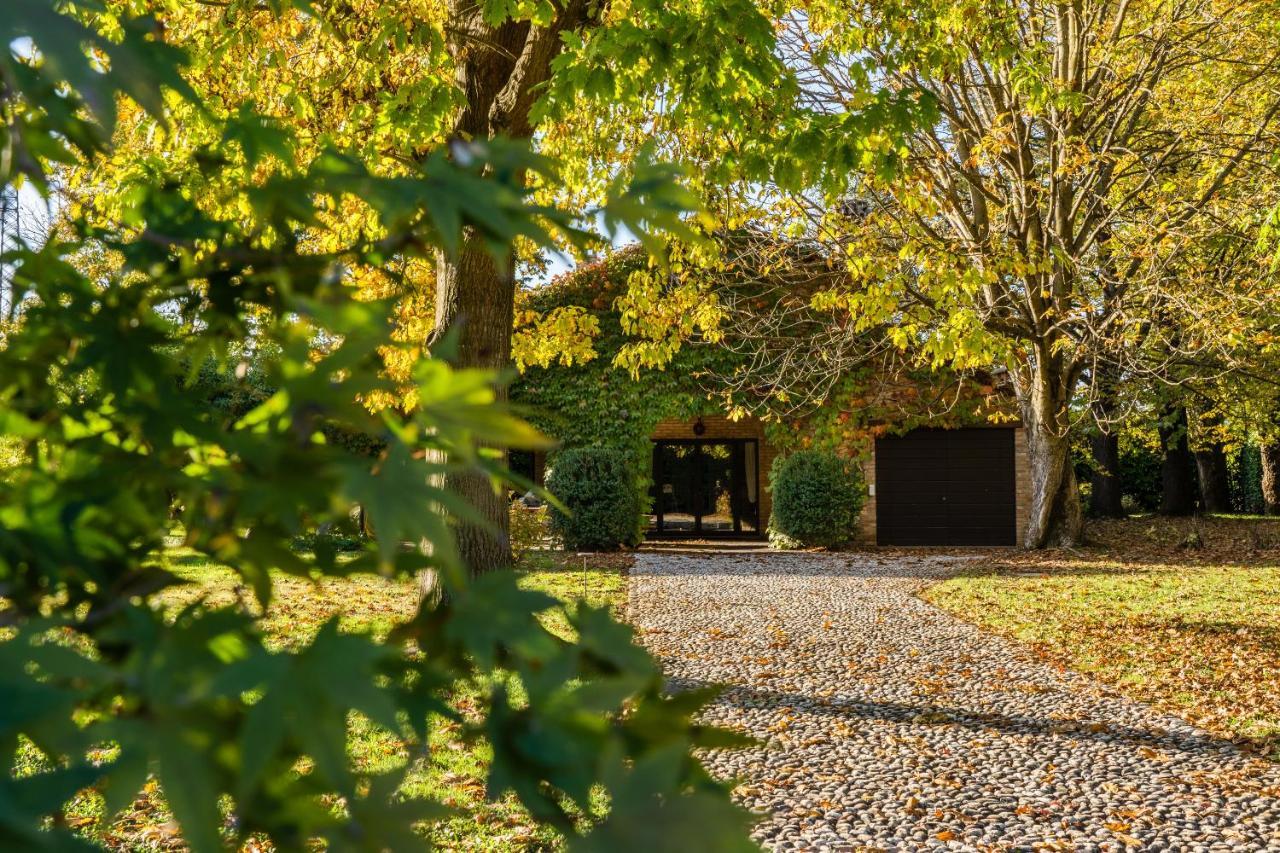 Casa Dorina Villa *